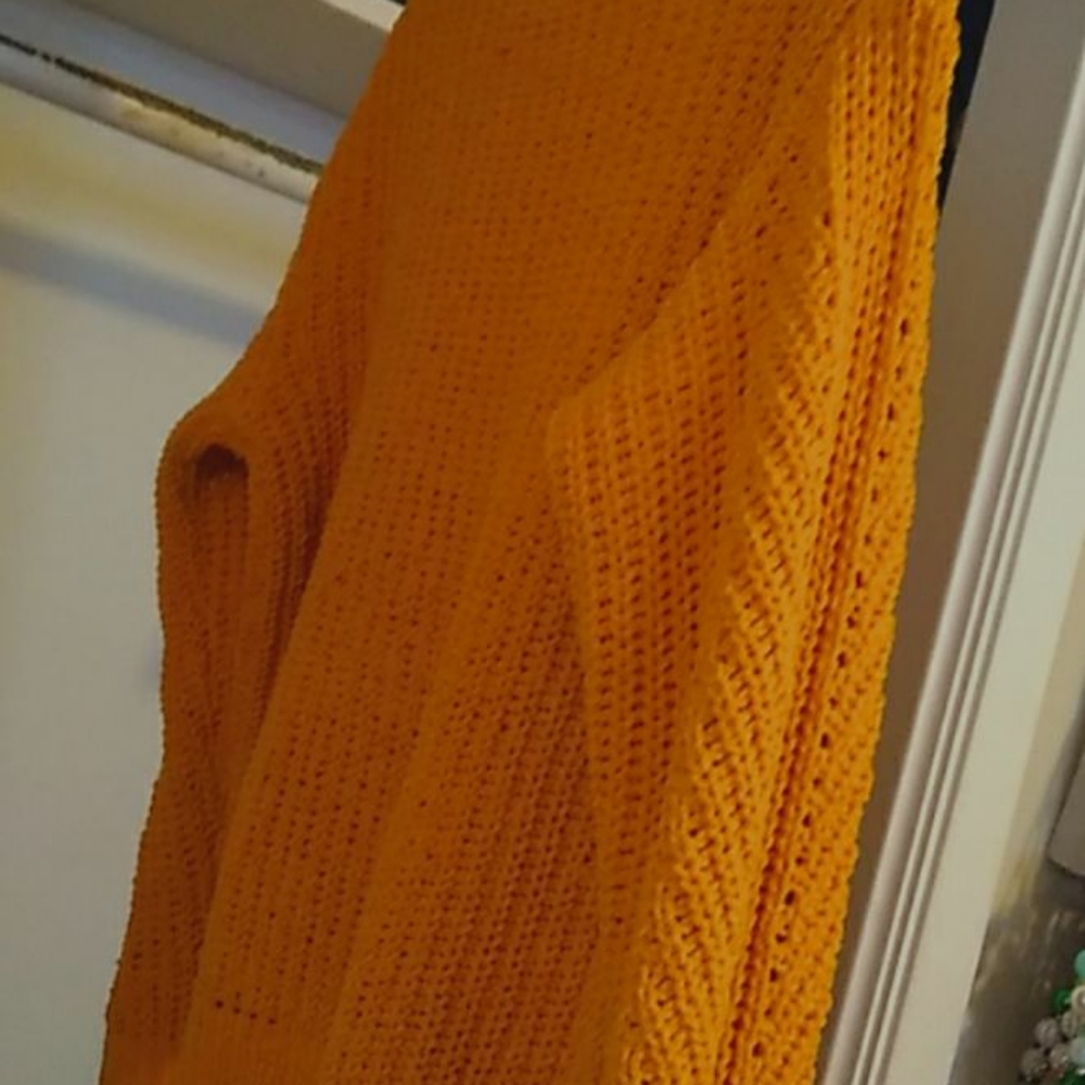 Sweater - Picture 3 of 3